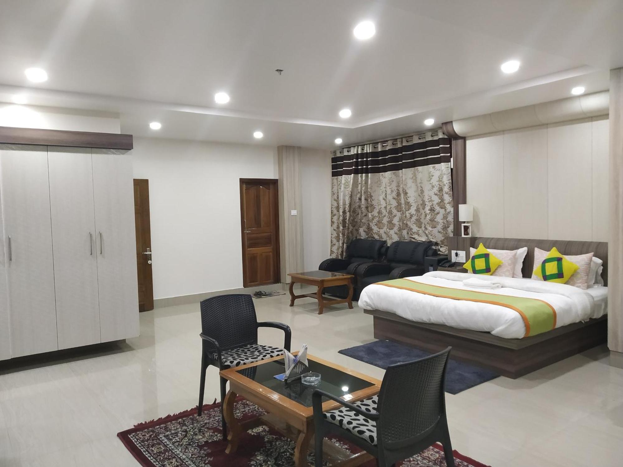 Ziro Palace Inn - A Boutique Hotel Hapoli Ngoại thất bức ảnh