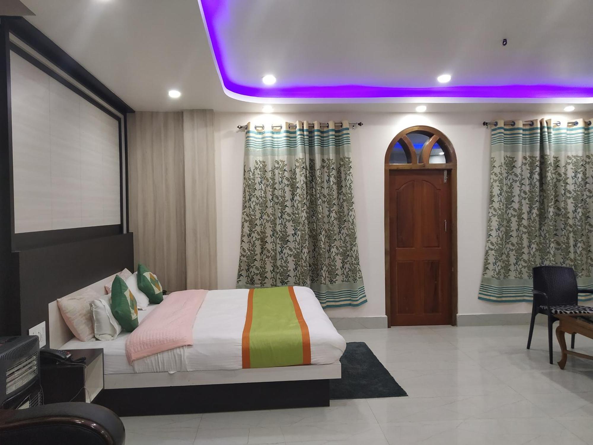 Ziro Palace Inn - A Boutique Hotel Hapoli Ngoại thất bức ảnh