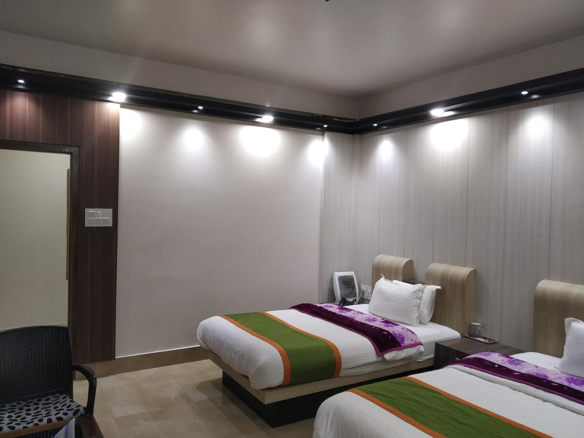Ziro Palace Inn - A Boutique Hotel Hapoli Ngoại thất bức ảnh