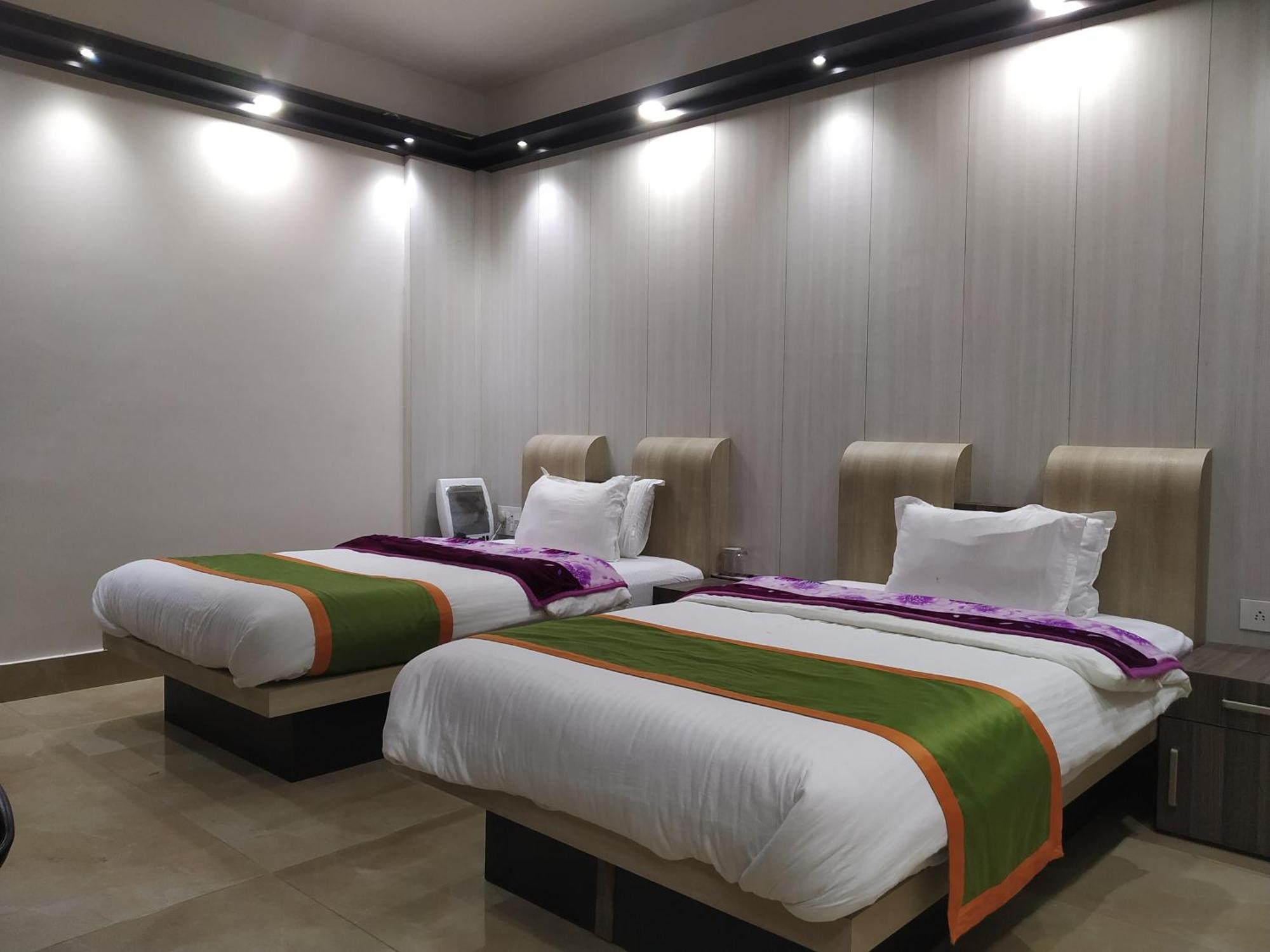 Ziro Palace Inn - A Boutique Hotel Hapoli Ngoại thất bức ảnh