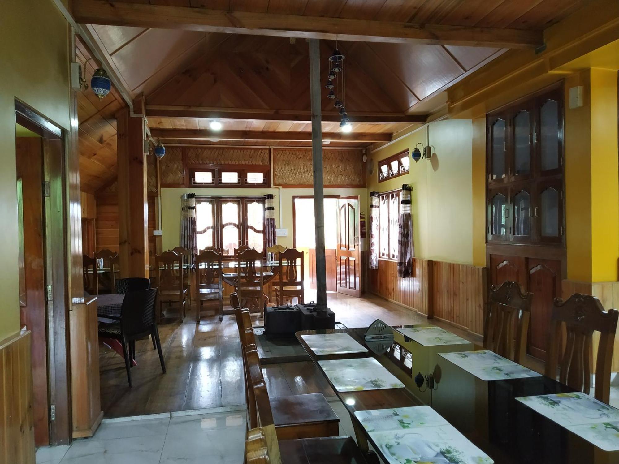 Ziro Palace Inn - A Boutique Hotel Hapoli Ngoại thất bức ảnh