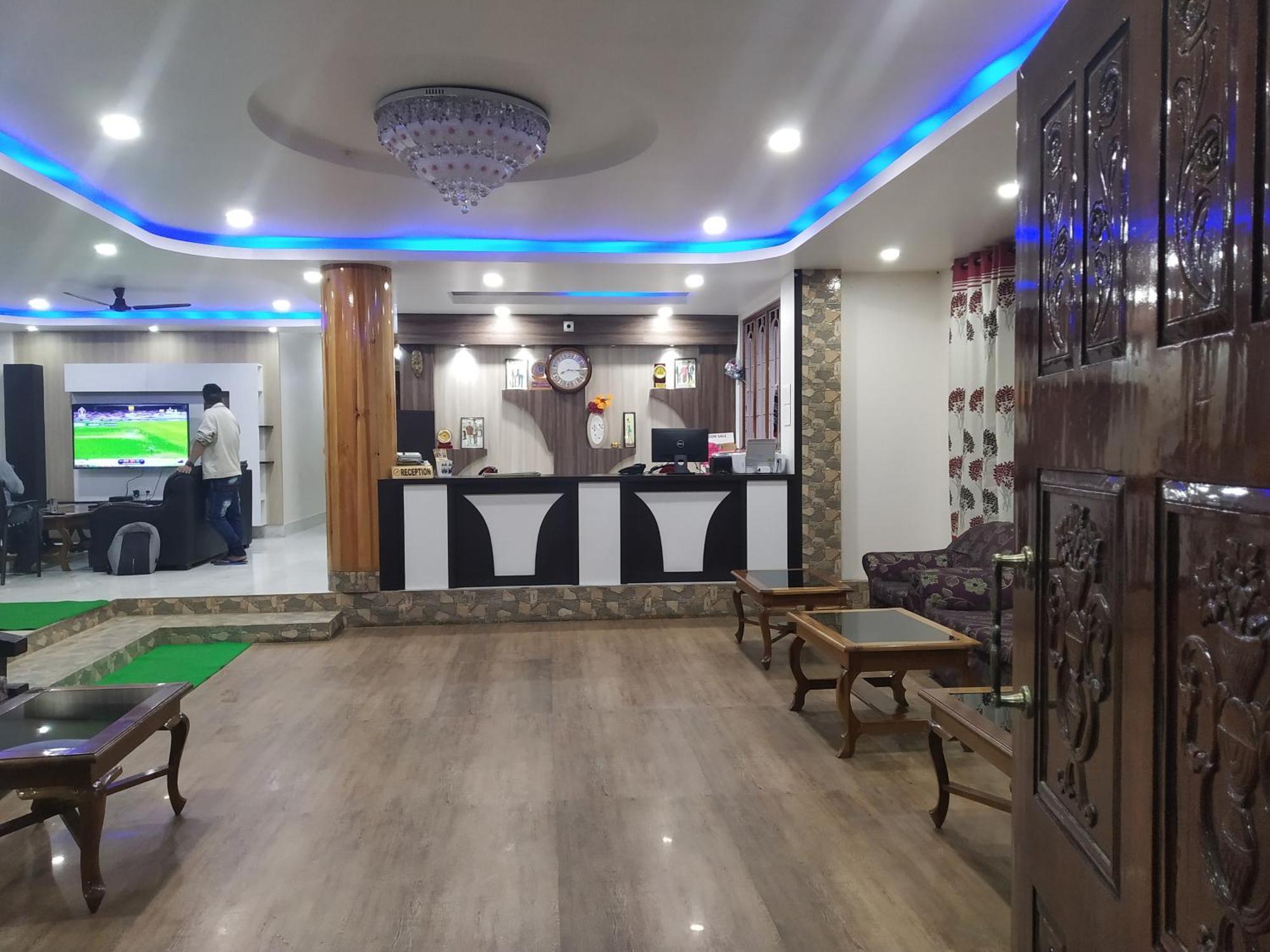 Ziro Palace Inn - A Boutique Hotel Hapoli Ngoại thất bức ảnh